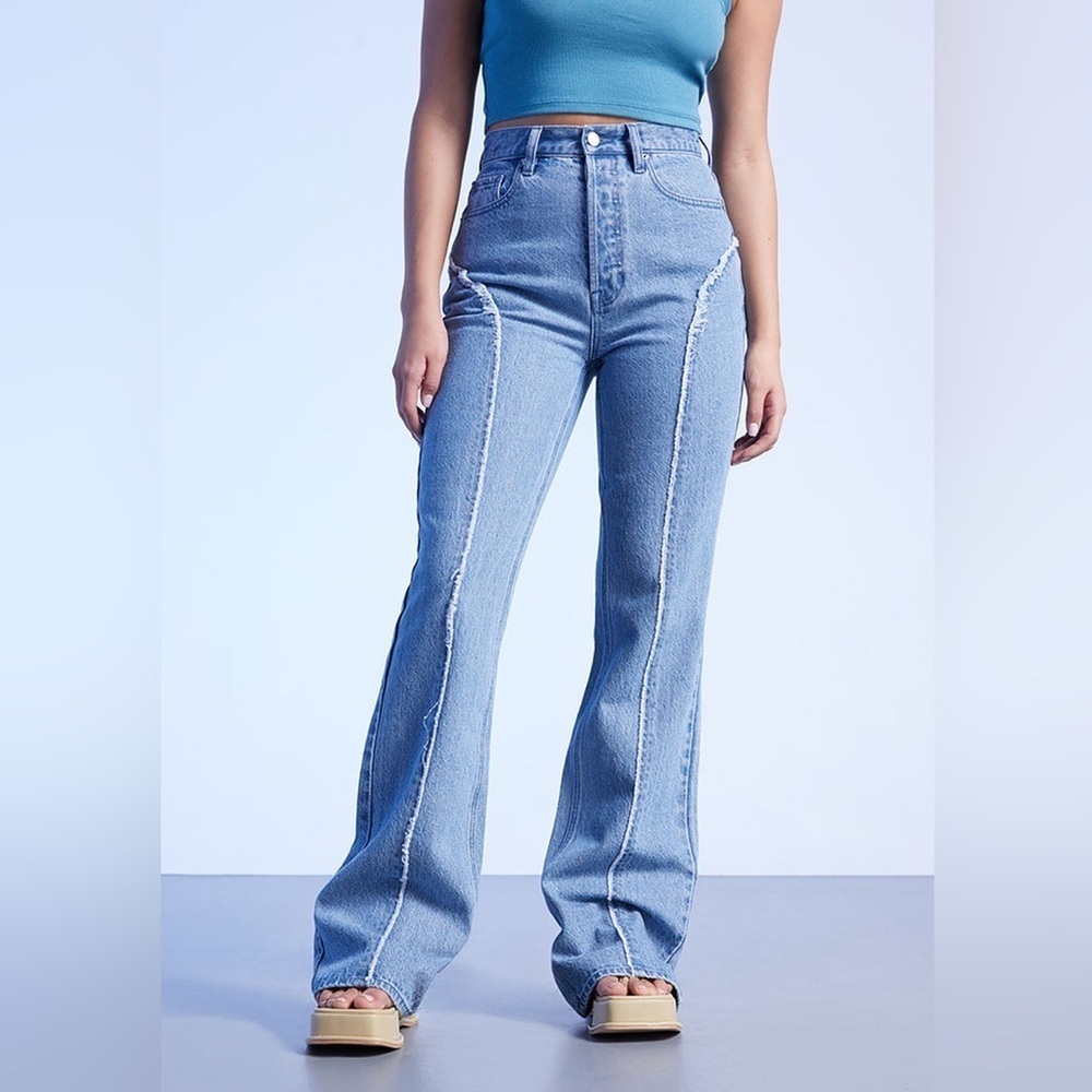 PACSUN Eco Medium Blue Frayed High Waisted Bootcut Jeans NWT Size 27